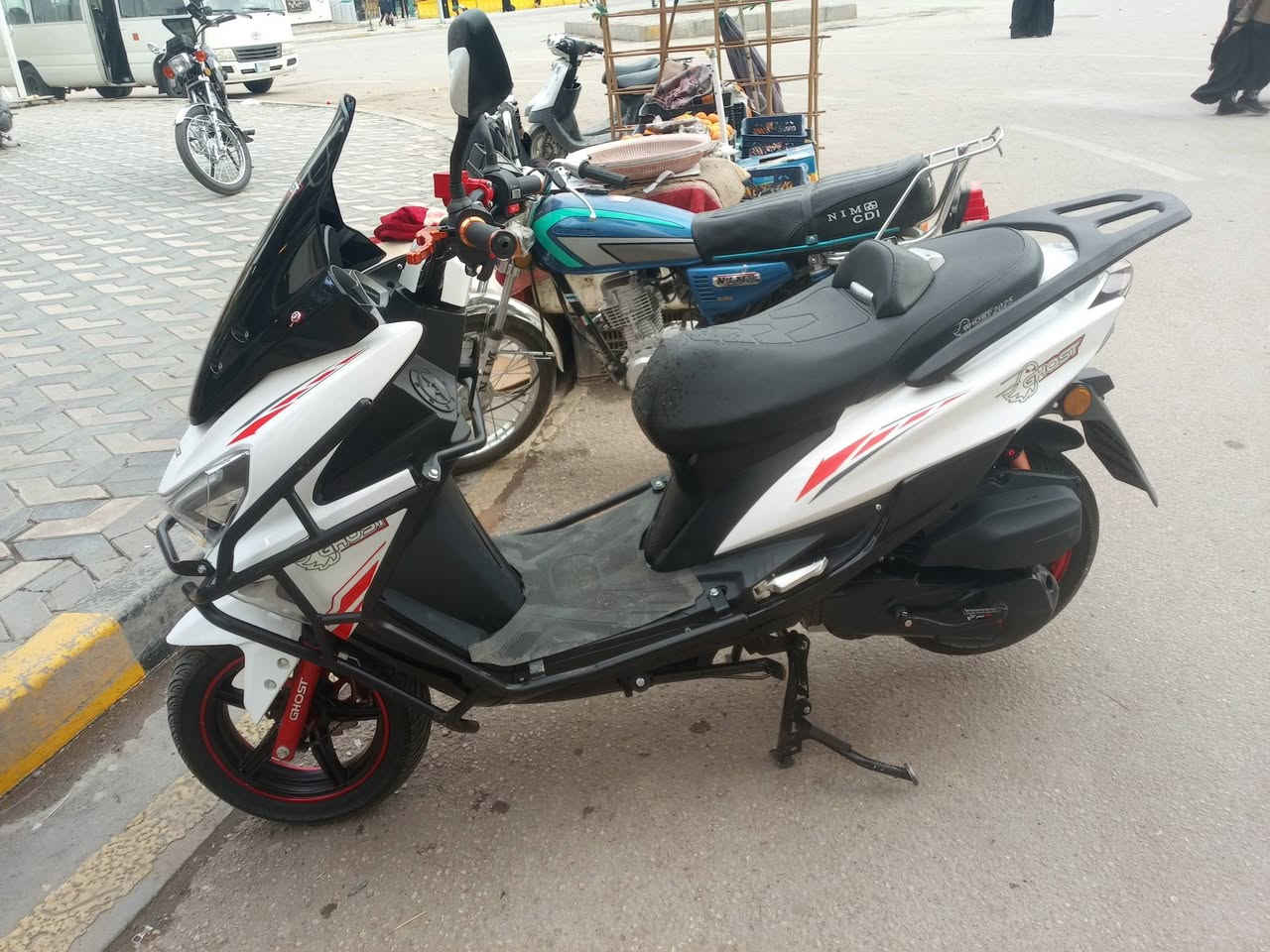 دراجه لي بيع مستعملي شهرين كله جديد ***********
