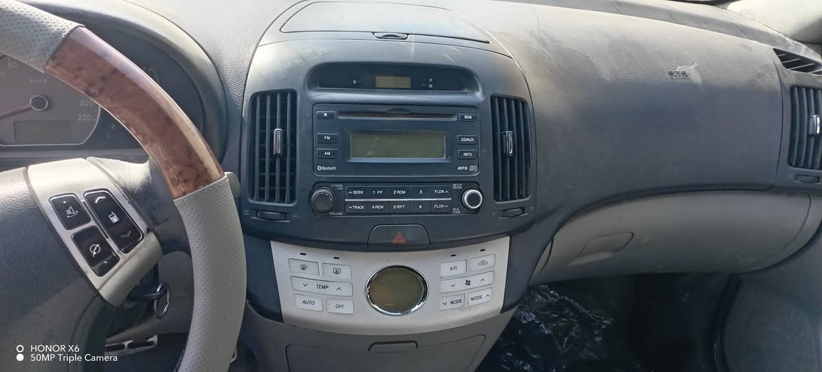 السلام عليكم النتره افانتي ادوات كصه جنطه مكينه 1600 دكشن عالي كير حداديه تخم تاير فته اشاير بالمري تحكم ستيرن سياره خير من الله متومه رقم وسنويه طبق الاصل مكان بابل السعر 44وبيهه ***********
