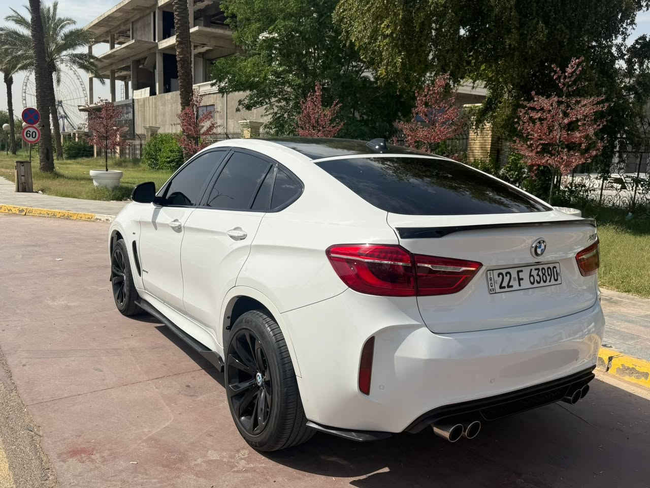 السلام عليكم 
للبيع Bmw X6
موديل 2017 وارد امريكي حادثها جداً بسيط البنيد فقط صبغ
بدون ايرباك 
بدون دواخل 
بدون شواصي 
6 سلندر المكينه المرغوبه
ماشيه ١٤٥ الف كيلو متر 
فول رادارات 
فول تحكمات 
السياره سنويه مضلل من اربيل 
مكينه كير كلشي مكفول ما عدا البنيد
السياره كلش جديده 
السعر ٢٦٨ وبيها مجال 
مكانها بغداد 
***********
