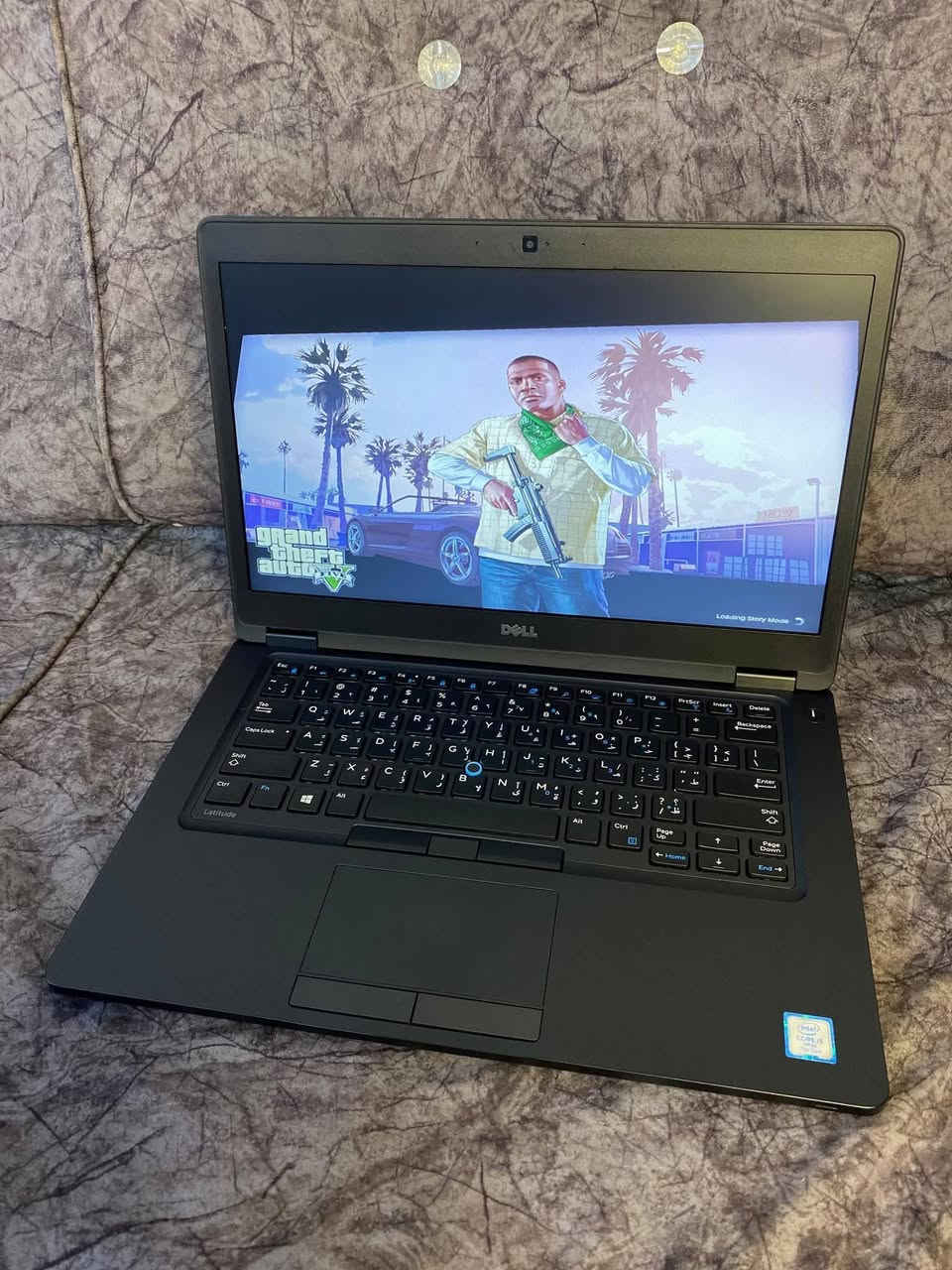 من رخصة الادمن السلام عليكم لابتوب ديل حديث استخدام شخصي اخو الجديد مستخدم شهر ونص للبيع بسعر مناسب 240 ألف أقوى لابتوب ممكن تحصله بهالسعر يشغل كل شي اللابتوب مكفول عالفحص من كل النواحي تفحصه يلا تدفع حقه
مشغل عليه كل أنواع الألعاب مثل GTA 5 وببجي وكول اوف ديوتي وباتلفيلد وبيس وغيرهن من الألعاب القوية

ومشغل عليه كل أنواع برامج الهندسة مثل الاوتوكاد والماتلاب والآردوينو وبرامج التصميم مثل الفوتوشوب والاليستريتور وبرامج المونتاج مثل البريمر برو والسوني فيغاس وبرامج الطباعة مثل الادوبي ريدر والاوفيس والوورد والاكسل والبور بوينت وكل تطبيقات مواقع التواصل الإجتماعي وغيرهن من البرامج القوية

مواصفات اللابتوب:

النظام ويندوز 10 برو 64 بت (مفعل مدى الحياة) بأحدث التعريفات والبرامج

المعالج قوي جداً الجيل السابع CORE i5 بسرعة عالية 2.70 GHz

الهارد 256GB SSD اسرع واحدث نوع M.2

الرام 8GB سريع جداً نوع DDR4

كارت شاشة انتل 4GB نوع عالي الاداء

حجم الشاشة 14.1" إنش فول HD دقة عالية جداً

الشاشة قابلة للفتح 180° درجة

يحتوي على بلوتوث + وايفاي

يحتوي على كاميرا امامية

يستقبل سيم كارت ورام

كيبورد ضوئي

بطارية ممتازة تشغيل مستمر 3 ساعات تقريبا

بي كل أنواع المنافذ.. 3 منافذ USB ومنفذ تايب سي ومنفذ LAN ومنفذ HDMI ومنفذ هيدفون

ملحقات اللابتوب شاحنته الأصلية 65W واط والجنطة

.............  مكاني بغداد زيونه دريم ستي سعر 240 وبي مجال رقمي ***********
