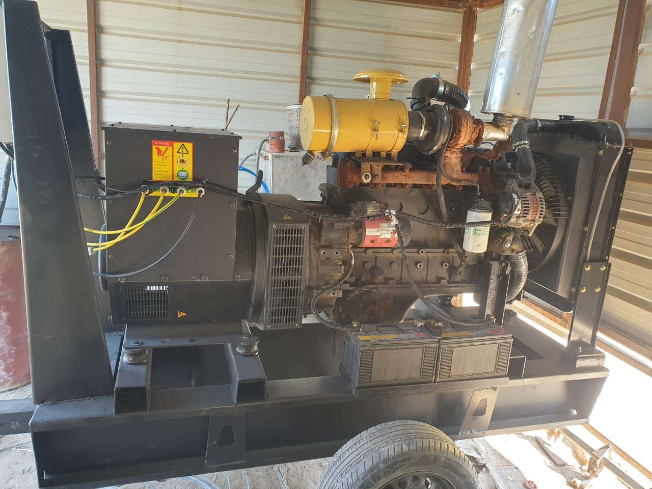 السلام عليكم
للبيع مولد كمنز 102 حجم راس التوليد 100كيفي 
متكامل شاصي +تايرات كلها شغاله 
أستعمال شي قليل 
الاستفسار اتصل ع ‭0783 145 6285‬
او***********
