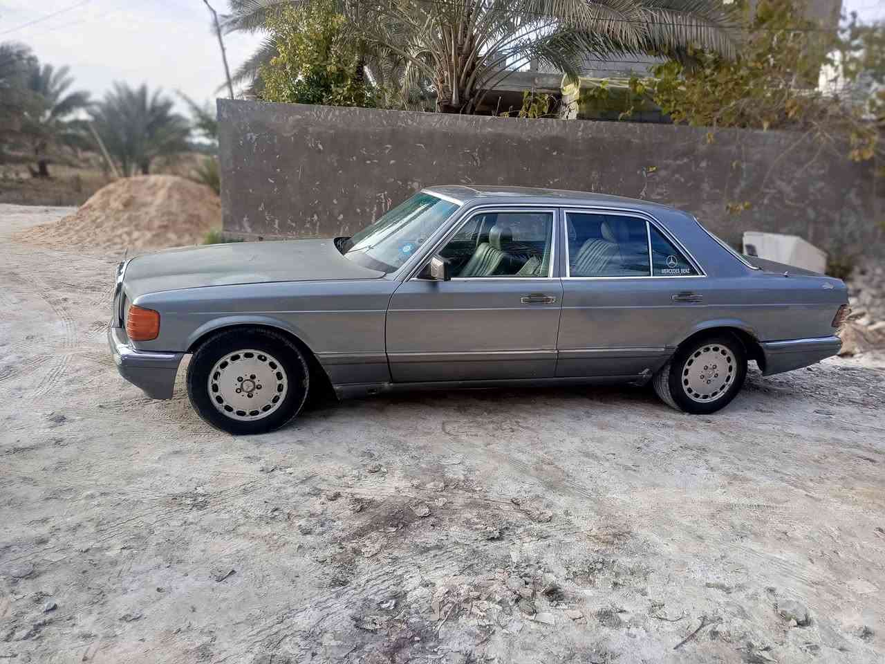 السلام عليكم
مارسدس مديل88 بنز رقم يغداد الماني محور  VVTI3000
 تبريد شغال كشنات  كهربائي  فتحه. جام كهربائي 
مصبوغه عام  
مكان السياره كربلاء 
السعر45 وبيها مجال 
الرقم ***********
