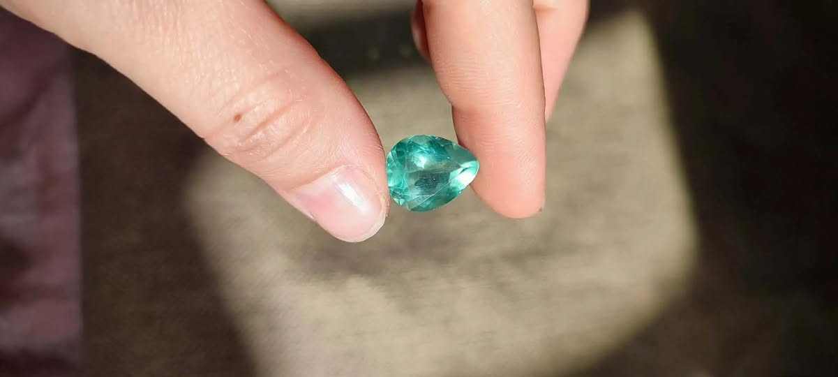 💚 زمــرد زامبي أصلي 💚
لون أخضر فاخر ولمعان طبيعي يخطف الأنظار ✨
جمال نادر لعشاق الأحجار المميزة
💰 السعر فقط 30 ألف دينار
🚚 السعر يشمل التوصيل
فرصة مميزة بسعر قوي 🔥
للطلب والاستفسار راسلنا خاص الآن 📩


**إذا كنت صاحب هذا الإعلان وتريد حذفه لأي سبب، رجاءا أرسل رسالة إلى الدعم الفني**