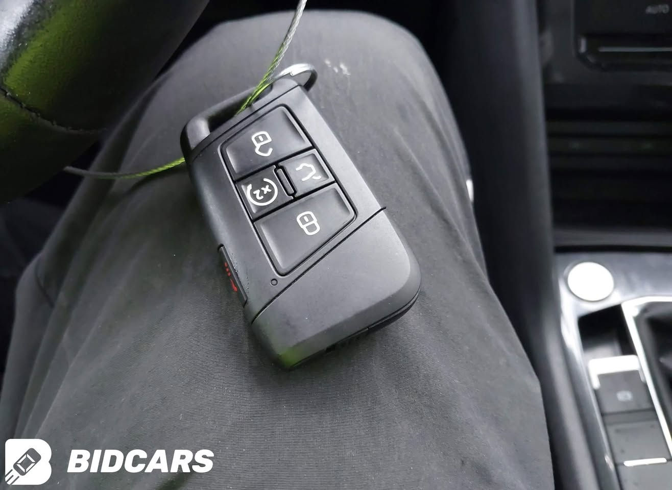 SE   تيكوان رقم سليمانيه بانوراما  اخت الكلين سيارة ترقيم جديد سليمانيه  بدون صبغ كل شي بيها عل وكاله   سيارة 💯 على 💯 🖤🖤🖤🖤🖤 7 راكب فولكس وأكن   موديل   2023 :  اللوان   ميتاليك لون شذري 
‎‏‎عداد المسافة :10 الاف   مايل ضرر باب  السكن      
‎رقم سليمانيه ترقيم جديد سيارة كل  شي بيها عل وكالة و 
‎بدون دواخل  بدون  اي مصرف فقط باب تصليح بدون صبغ    حافة الباب الخلفي  ي 
‎فقط ايرباك تكمه ايرباك بلادي مالته 
‎##صور الضرر مرفقه 

‎‏‎ملاحظة السيارة :
‎‏‎السيارة بجم امامي  وخلفي  كبس  
.. 
‎كشنات جلد  
‎السيارة   شمالي 

‎‏‎بصمة ابواب 
‎‏‎بصمة تشغيل 
‎‏‎تشغيل عن بعد 
‎‏‎شحن واير ليس
‎‏‎كيج الكتروني
‎‏‎شاشة ايباد
‎‏‎كاميرا 
‎‏‎بريك بصمة
‎‏‎تحديد سرعة ‎
‎‏‎رادار امامي (تحديد مسار)
‎‏‎رادار جانبي  (نقاط عمياء)
‎‏‎رادار خلفي (التحذير من الاصطدام)
‎‏‎حساسات امامي
‎‏‎حساسات جانبي
‎‏‎حساسات خلفي
‎‏‎تبريد لمس
‎‏‎تبريد مركزي
‎‏‎تحكم ستيرين
‎‏‎كشنات جلد
‎‏‎كشنات كهربائي
‎‏‎كشنات هيتر
‎‏‎لايتات ليد زينون بيلادي
‎‏‎بكلايتات ليد بيلادي
‎‏‎ويل سبورت
‎‏‎بعد هوايه مواصفات…عنوان السيارة كركوك $$238
‎‏‎‏‎للاستفسار  الاتصال علی الرقم  
عنوان السيارة كركوك ***********
