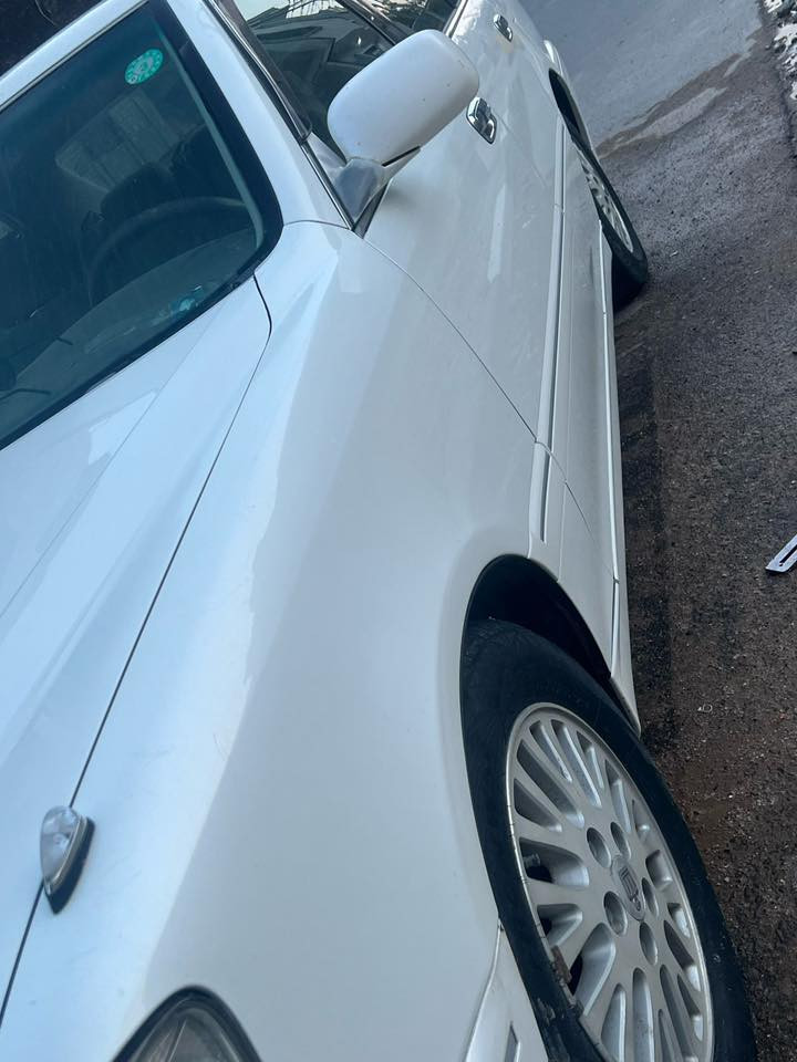 ملكه  كصه قماره متومه وكامله سنويه عاج  نهايتهه 45 حداديه تعبانه *********** البصره
