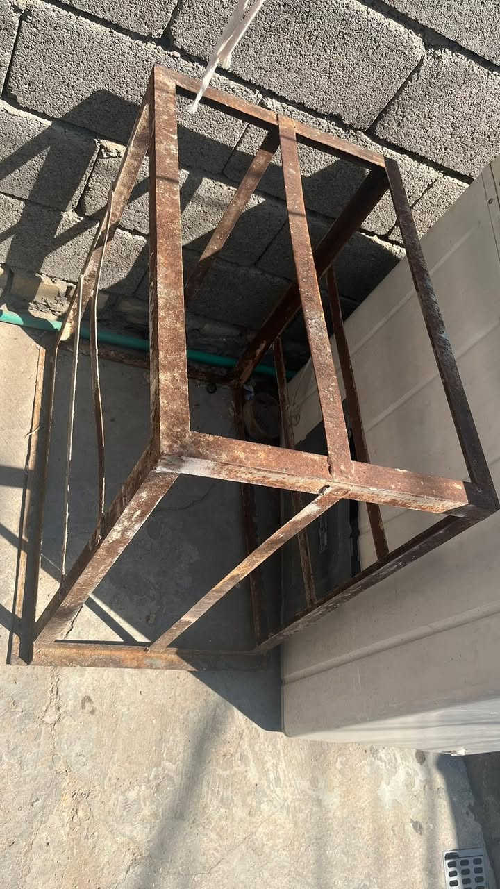 قفص مكيف للبيع
نضافته متوسطه يحتاج صبغ 
مكاني بغداد مدينه الصدر الاورفلي 
سعره ٢٥


**إذا كنت صاحب هذا الإعلان وتريد حذفه لأي سبب، رجاءا أرسل رسالة إلى الدعم الفني**