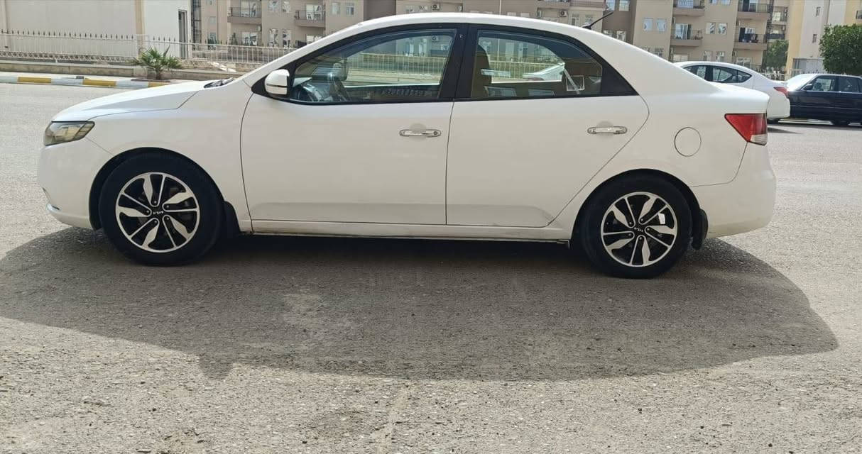 السلام عليكم
سيارتو ٢٠١٢  بيها هلالين جاملغات الخلفيه فقط صبغ كما موضح بالصور
 وبارد بيها قليل بالصندوك البابين الخلفيه بارد
 محركها جديد مابيها اي نقص ماشيه ٢٦٤٠٠٠ صدرها جديد سياره جاهزه
  سنويتها منتهيه صاحبها موجود جاهز للتحويل السعر ٩٥  رقم الهاتف واتساب *********** غير متواجد عل فيس مكاني بغداد الكرخ.
