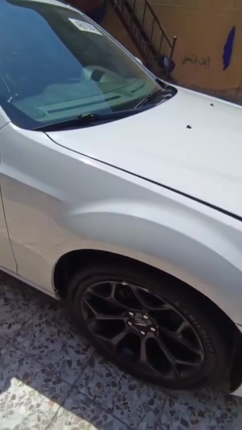 سلام عليكم
كرايسلر أوباما 300 S

  _مديل 2019

لون ابيض قماره حديد 

 دخول جديد كتاب ضباط متقاعد

ملاحضه 👈 السياره مرقم بغداد تحويل ثاني يوم👉❤️

:((حادث السياره كما موضح بل صور جاملغ الأيمن الأماني ول أيسر بارد قليل فقط بدون ايرباك. مكينه كير اكسل مكفول)). 

المحرك : V6 3.6

المواصفات :

* بلوجكتر امامي LED

* ويل قياس 20 أنج .

* شاشه كبيرة مع نظام ملاحة نفكيشن GPS .

* داخل جلد ختم S اسود

* مقاعد أمامية كهربائية عدد 2 .

* مقاعد أمامية تبريد وتدفئة .

* تشغيل عن بعد .

* تدفئة ستيرن .

* محدد سرعة .

* تلفون بلوتوث .

* كاميرا خلفية دواره. 

* مرايا متحسسة للاضاءة العالية .

* كير ماوس شفتات ستيرن

* داخل سياره لون اسود .

:((حادث السياره كما موضح بل صور جاملغ الأيمن الأماني ول أيسر بارد قليل فقط بدون ايرباك. مكينه كير اكسل مكفول)).

مكان السياره بغداد

السعر اتصل ودلل

للستفسار ***********
