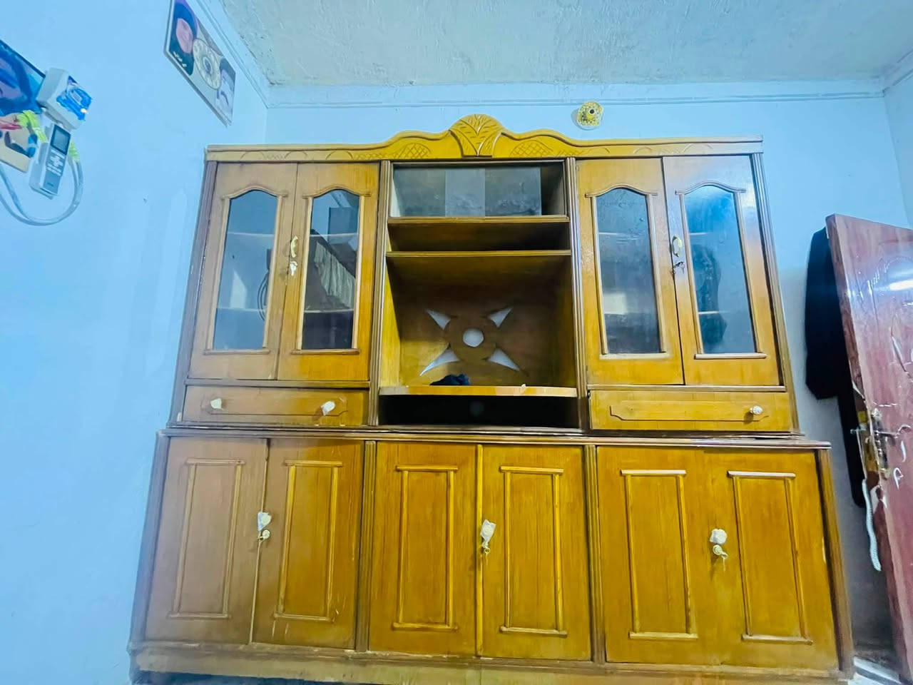 معرض تفصال تسكام مترين ونص البيع سعر 250 عنوان زبير   رجآ مو شراي لايتصل ***********
