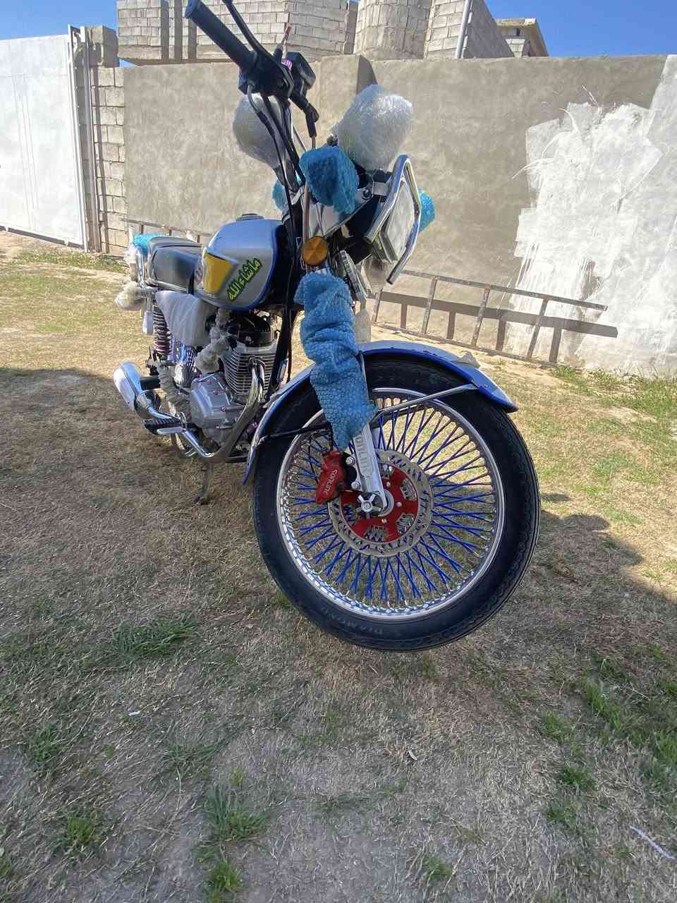 سلاٍم علـيكم شبااب

درااجه تاايكر 2025 لون رصاصي   

درااجه كفاله عاامه مجنبزاا على اخر حبايه منااقصه شي دراجه خير من االله نصبه وشكل درااجه متعوب عليه ماال جنااي مكااني ديالى السنديه الشرااي يتفضل خااص او. ينتصل ***********
