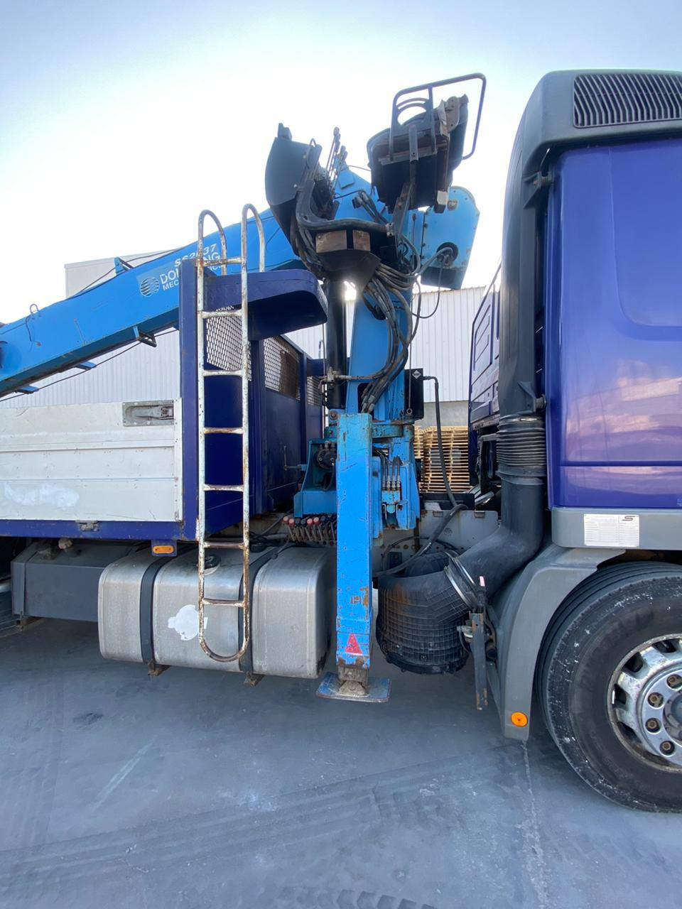 السلام عليكم  / اكتروس للبيع موديل 2005 / البدي 7 متر / كرين 8 طن / عليها گمرك / تفاصيل اكثر الاتصال على الرقم /‪ واتساب اسيا 0775 582 8028‬ /
اثير /  ***********
