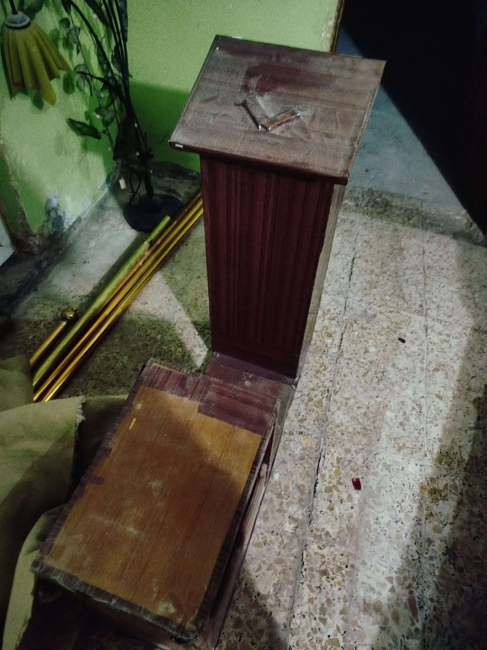 السلام عليكم غراض بيت لبيع
لبيع كلمن وسعره ورقمي ‏‪0786 987 6957‬‏ وخاص مفتوح
