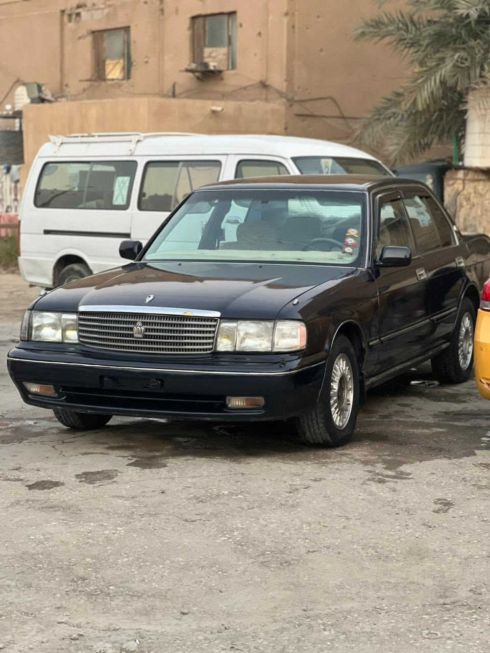 السلام عليكم عارض سياره أرنب موديل 95 سياره مكفوله من ضربه و من عيب شرعي مصبوغ جماليه محرك ثنين ونص حداديه تخم تاير تبريد شغال سياره بسمي رقم بصره مكاني ذي قار الرقم ***********
