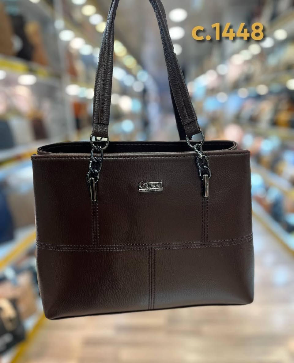 🆕️ New Venesia 🆕️ جديد فينيسيا 🆕️
👜 حقيبة نسائية حجم كبير  👜
💰 السعر 7,000 💰
الالوان متوفرة داخل الصور 👇
للحجز والاستفسار مراسلتنا على الواتسب 👇
📞***********☎️
📍العنوان : موصل / حي الرفاعي/مقابيل سايدين القسم
