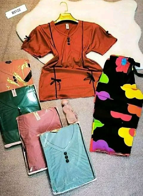 بيجامة  Lara 🫀🌸 
مخلطة مويتفات سيري 12_6


**إذا كنت صاحب هذا الإعلان وتريد حذفه لأي سبب، رجاءا أرسل رسالة إلى الدعم الفني**