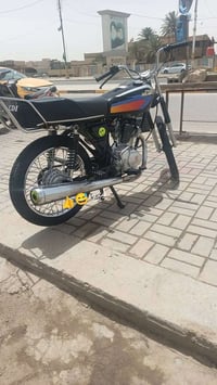 لبيع وراق سكنر دراجه نضيفه كلش شري يتصل رقم 07804410161