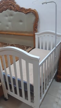 سرير طفل • دوشك • نضافه ١٠٠٪