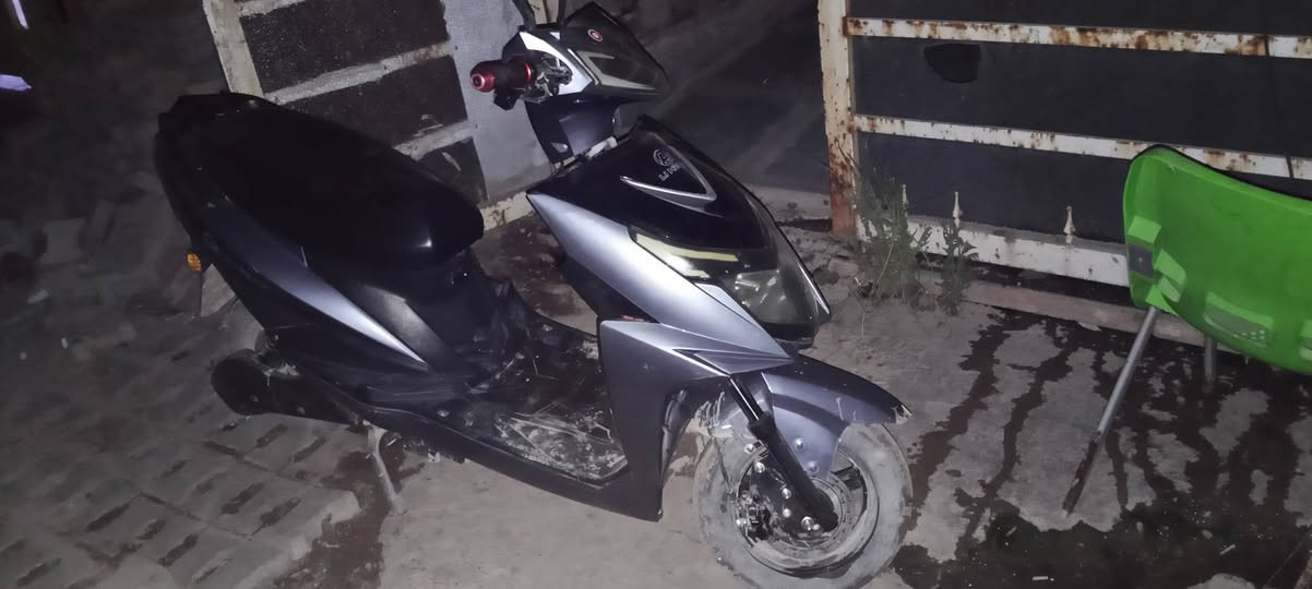 دراجه للبيع شحن ست بطاريات العنوان بغداد السيطره مال الشعب القديمه السعر 550 ***********
