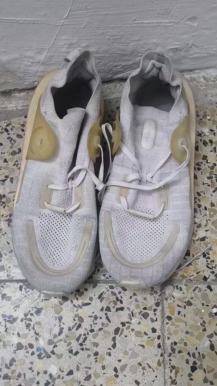 السلام عليكم 84 زوج ابيع شلع سعر زوج 6 آلاف ابيعلك 80 زوج وربع زواج هديه + 9 زواج مال اطفال هم هديه يعني مجموع الكلي 480الف القطع نظيفه كما موضح بالفيديو ملاحظه ابيع شلع 
واذا تريد توصيل موجود يصير مجموع 500 الف تحول الفلوس ودزهن الك 
او تحب تجي كل هلا بيك مكاني بغداد الشعب *********** اتصال او واتساب غير متواجد على فيس بوك
