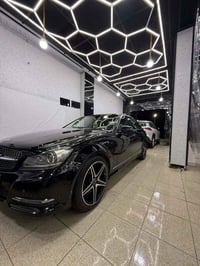 مارسدس c300موديل 2013حجم 204السياره بدون حادث صبغ خشم الجاملغ الأمامي ...