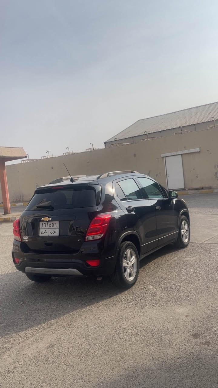 شوفرليت تراكس موديل 2020 للبيع و مراوس
سيارة 1 قطع صبغ بدون دواخل جاهز بدون دنار مصرف
تحويل و وكالة بشرط 
طخم تايرات طخم صدر كل جديد تبريد كير محرك كل بشرط
سعر 113 ورقة و مجال
موبايل :*********** فايبر واتساب اكر, نينوى
