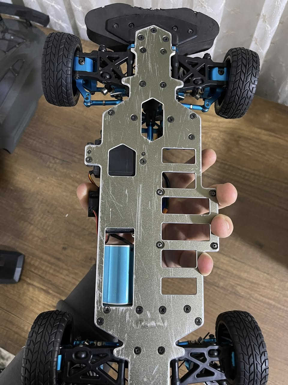 السلام عليكم
Zd 1/10 للبيع


**إذا كنت صاحب هذا الإعلان وتريد حذفه لأي سبب، رجاءا أرسل رسالة إلى الدعم الفني**