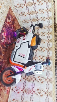 شحن • ٢٠٢٣ • بطاريات جديده