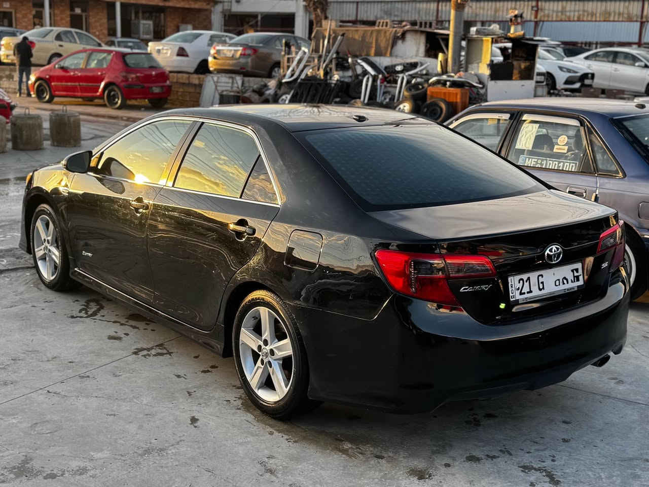 کامری 2012
گێڕو مەکینەو تەبریت بەشەرت
دوو پارچە بۆیاخ
مواسەفات SE 
مەکینەو گێڕی نەکراوەتەوە
سەنەوی تازەیە
122$
*********** السليمانية, العراق
