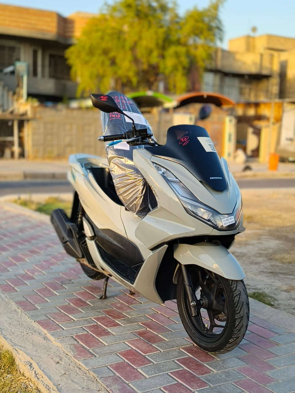 سلام عليكم.... 
دراجة  (PCX)(جيل الرابع)🛵 للبيع
دراجة شلعه معدل كهربائيات كلهه شغاله 
دراجة جديده بلاديه 
أي نقص مابيهة
جيب فيتر وتعال افحص
العنوان بغداد مدينه الصدر  الاستفسار الاتصال على الرقم 📞 ***********

