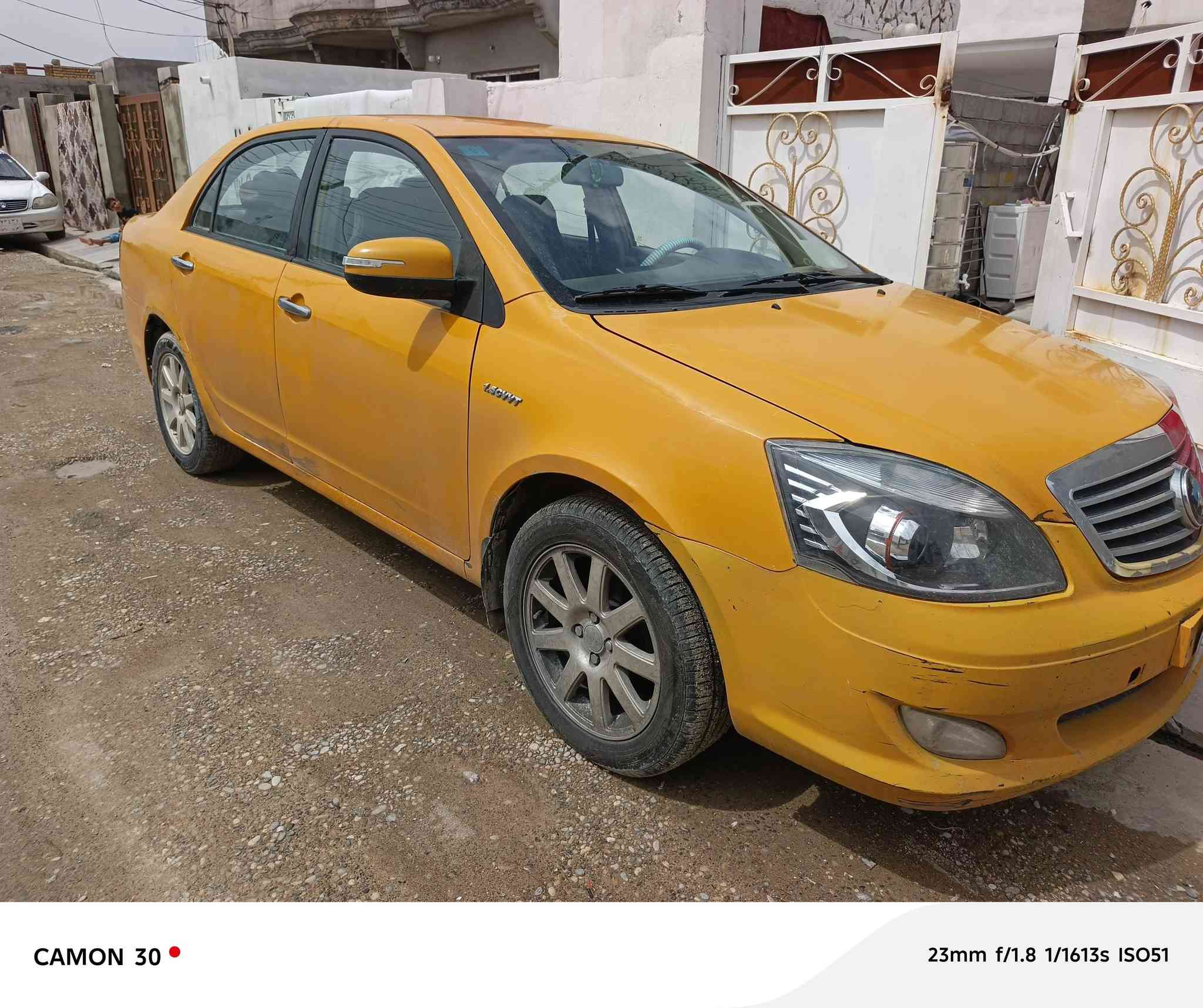 سلام وعليكم جيلي موبل موديل 2012 سنويه لحد 29 شرط تحويل كير ومحرك كورلا نحله اتماتيك ابشرط حداديه كله جديد كهربائيات كله شغال منضومه غاز ايطالي لايت زنون عالي وناصي غرفتها نظيف بي جامرلغ خلي بي ظربه بدون داخل تبريد كامل بس نقص غاز تدفئه شغال تخم تاير نضيف سياره جاهزه كبل لشارع  سعره 58 وبي مجال بسيط اتصال برقم *********** مكان سياره خانقين
