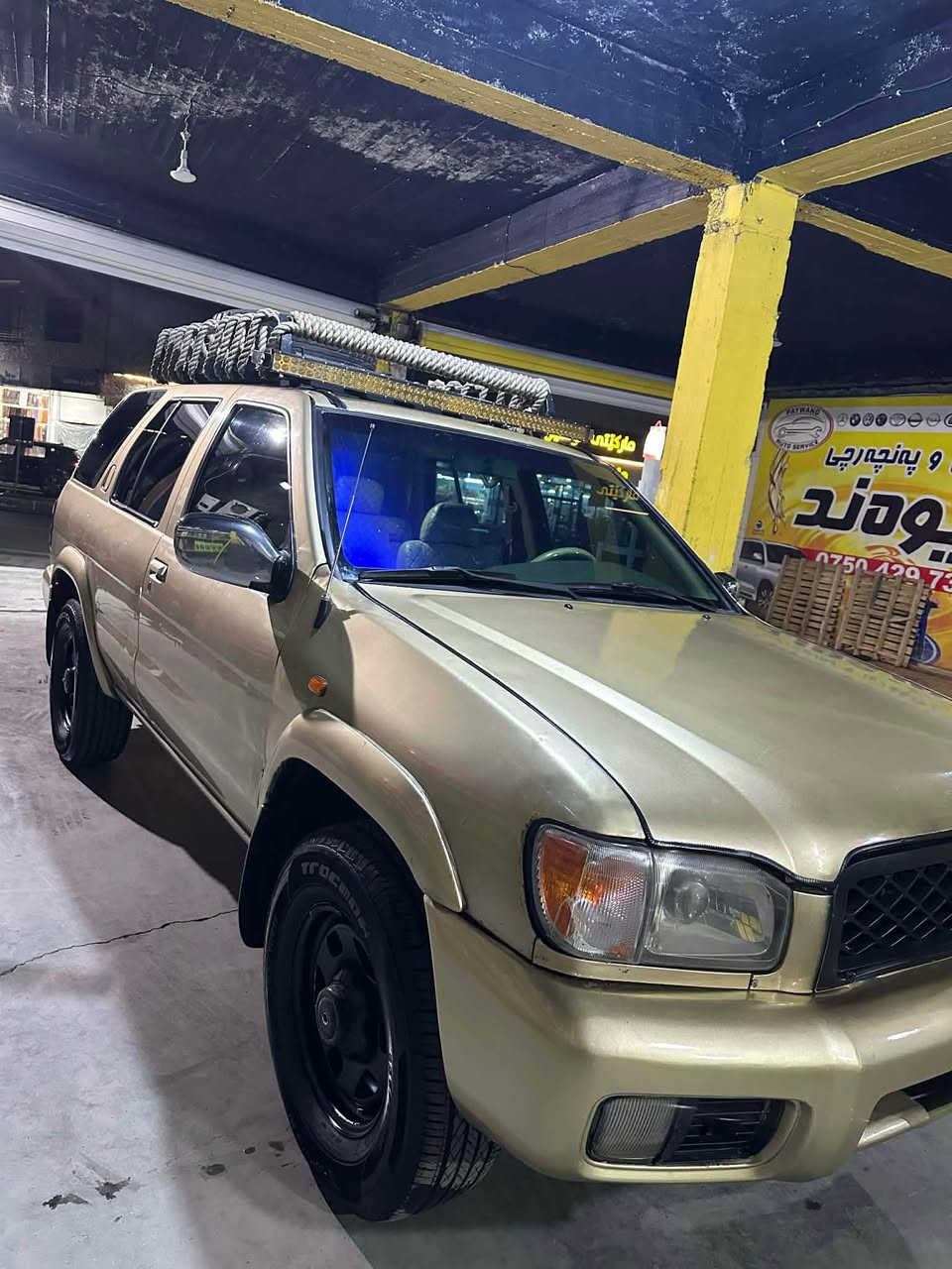 ***********
نيسان پاسفيندةر موديل ٢٠٠٤ گير مةكينة اكسل  بةشةرت تةقةو رةقة بةشةرت سيارة مالي دوستة كتاب امريكي لةگةلة بوياغ ٣ پارجة بة سةقف و حيزام ئةيفروشم 
***********
*********** سوران, أربيل
