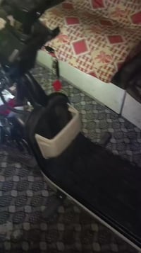 دراجه شحن موديل 2025مستخدمه 3اشهر السعر 450 الف او بيها مجال للتواصل خ...