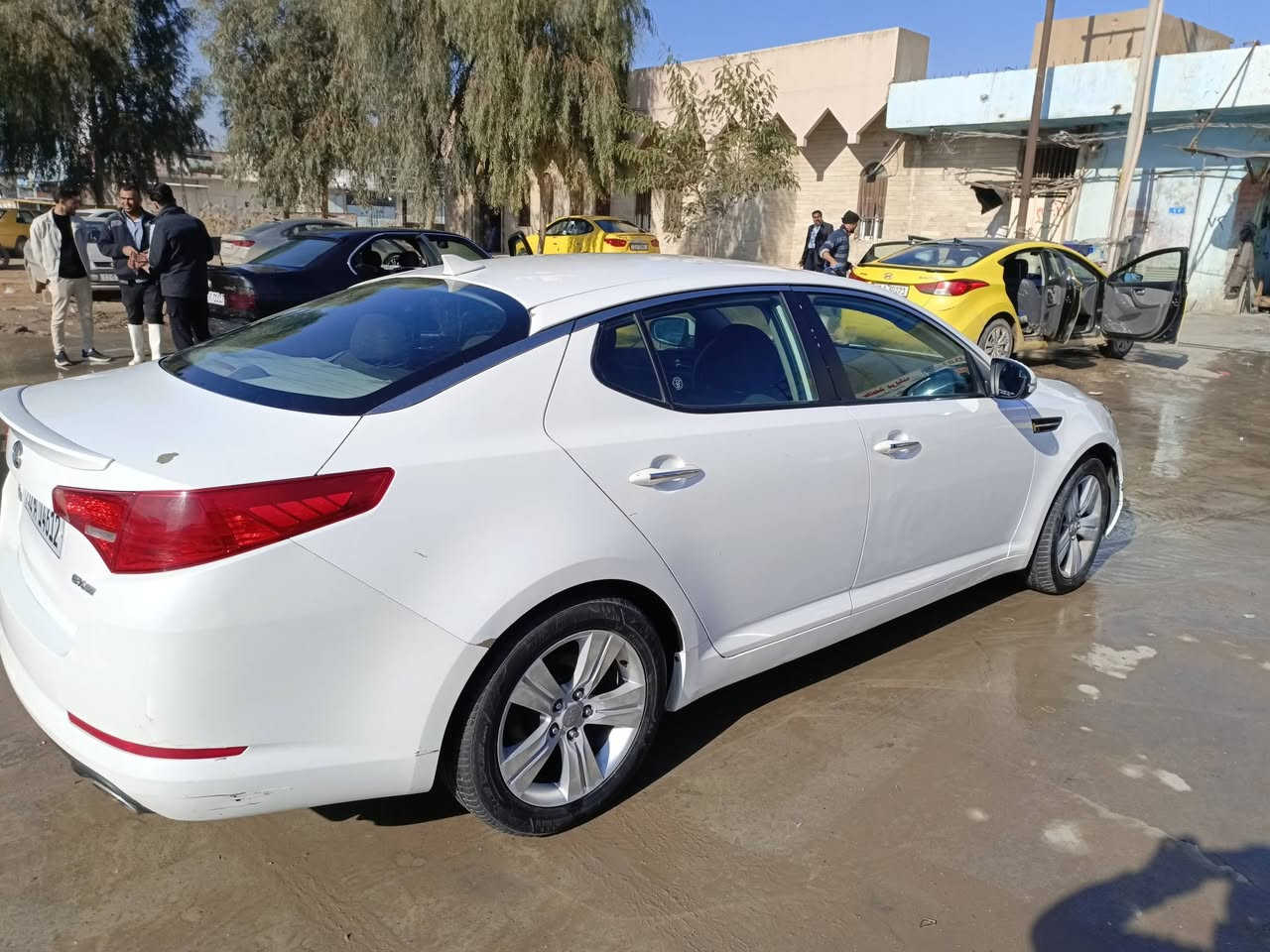 كيا اوبتما 2012 للبيع جاملغ وبونيد صبغ بدون دواخل بصمة كشن جلد كهربائي كاميرا السعر 110 وبيها مجال 
السياره امريكي محركها 2400 مفتوحه المحرك
اسيا:***********
كورك:***********
