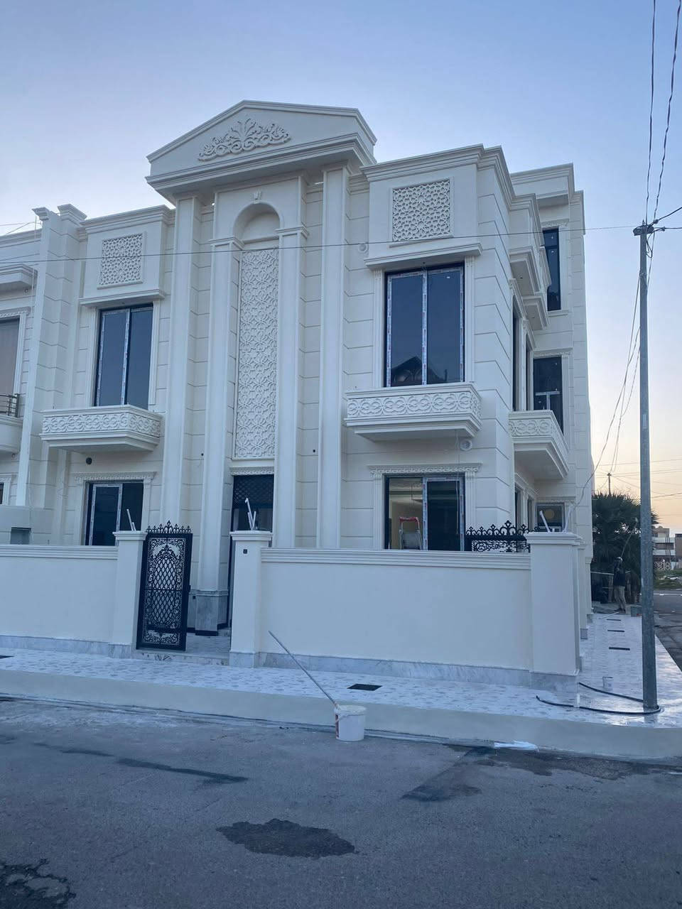 صباغ في اربيل ***********
*********** أربيل, العراق
