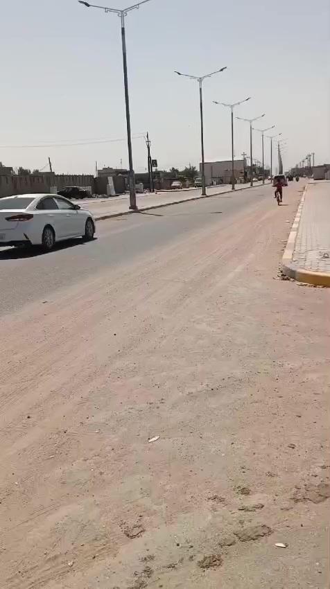 السلام عليكم قطعه البيع طابو زراعي ابو الخصيب بشارع محكمه مساحه 200 قريب على مدرسه اهليه صحراء الخضراء كل خدمات متوفره ثاني قطعه ع شارع عام السعر 40 اتصل ***********
