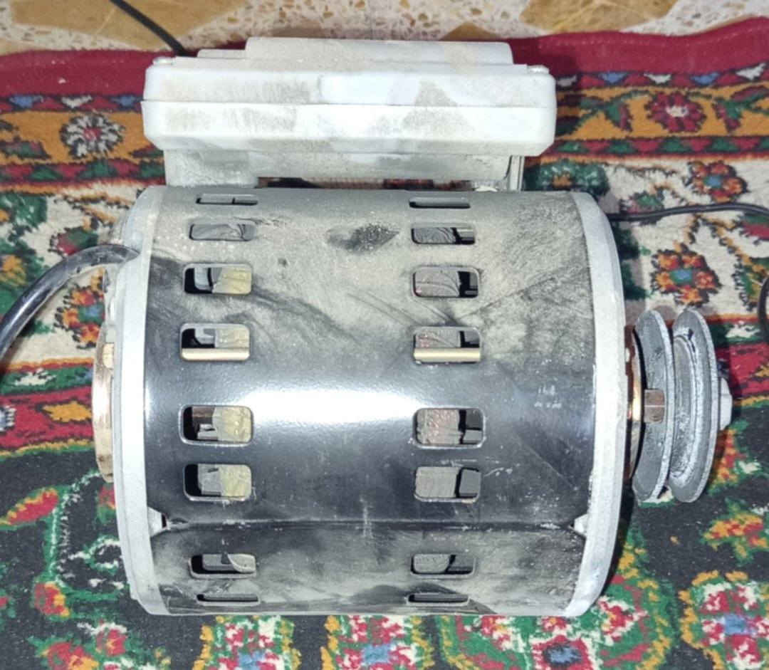 ديوان وماطور مبردة أخو الجديد ونص تخم رأسي قطعه ثلاثثيه وقطعتين نفر وتلفزيون Lg شغال وتلفزيون قديم ناشيونال النجف, العراق


**إذا كنت صاحب هذا الإعلان وتريد حذفه لأي سبب، رجاءا أرسل رسالة إلى الدعم الفني**