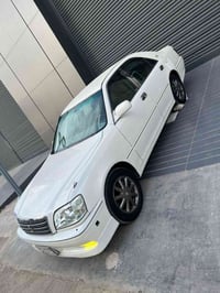 كراون ملكه 2002اصل مدفوع كمرك وضريبه قرصها واصل مكفوله منعدا كفربل ياب...