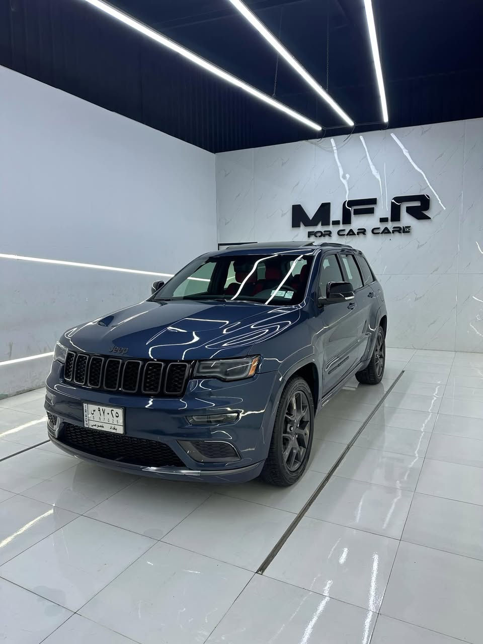 جيب لمتد اكس 
موديل 2020
لون مميز 💙 وسياره هيمي 5700🚀
رقم بغداد ب اسمي تحويل مباشر
سياره ماشيه 62 ميل 
سياره وارد على حادثهه  تعتبر كلين  

المواصفات : 
* نقطة عمياء .
* دفع رباعي 4x4 . 
* فرش المقاعد من الجلد . 
*صفي المقاعد الأمامية كهربائية .
* ذاكرة لحفظ وضعيات الجلوس . 
* صفي المقاعد الأمامية مع تدفئة . 
* ويل قياس 20 انج .
* مقود السائق كهربائي . 
* تدفئة ستيرن . 
* سقف بانوراما .
* شاشه كبيرة 8.4 انج .
* نظام الملاحة (GPS) . 
* نظام خاص للطرق الوعرة . 
* مصابيح امامية زنون . 
* المصابيح الأمامية مع LED لايت . 
* كشافات ضباب بروجكتر زنون . 
* تشغيل عن بعد .
* صندوق كهربائي .
*  حساسات خلفية .
* كاميرا خلفية .
* مرايا بخاصية التعتيم الذاتي . 
* مرايا جانبية قابلة للطي . 
* بلوتوث تلفون . 
* محدد سرعة . 
* نظام تشغيل واطفاء اوتماتيكي للمحرك للتوفير من صرف الوقود . ( Auto Start System ) .
سياره مبرمجه كامله ايگل
فتح عقل 
تحديث اون لاين 
برمجة hp 
برمجة دوانز
تعديل استهلاك وقود 
تحيسن استجابة المحرك ودواسة الوقود 
فتح فصلة rpm 
فتح فصلة السرعة 
برمجة سيفتي حماية للمحرك 
السعر 💵💵 315$ وبها مجال بسيط
📍📍 العنوان بغداد كراده خارج 
📞📞 ***********
