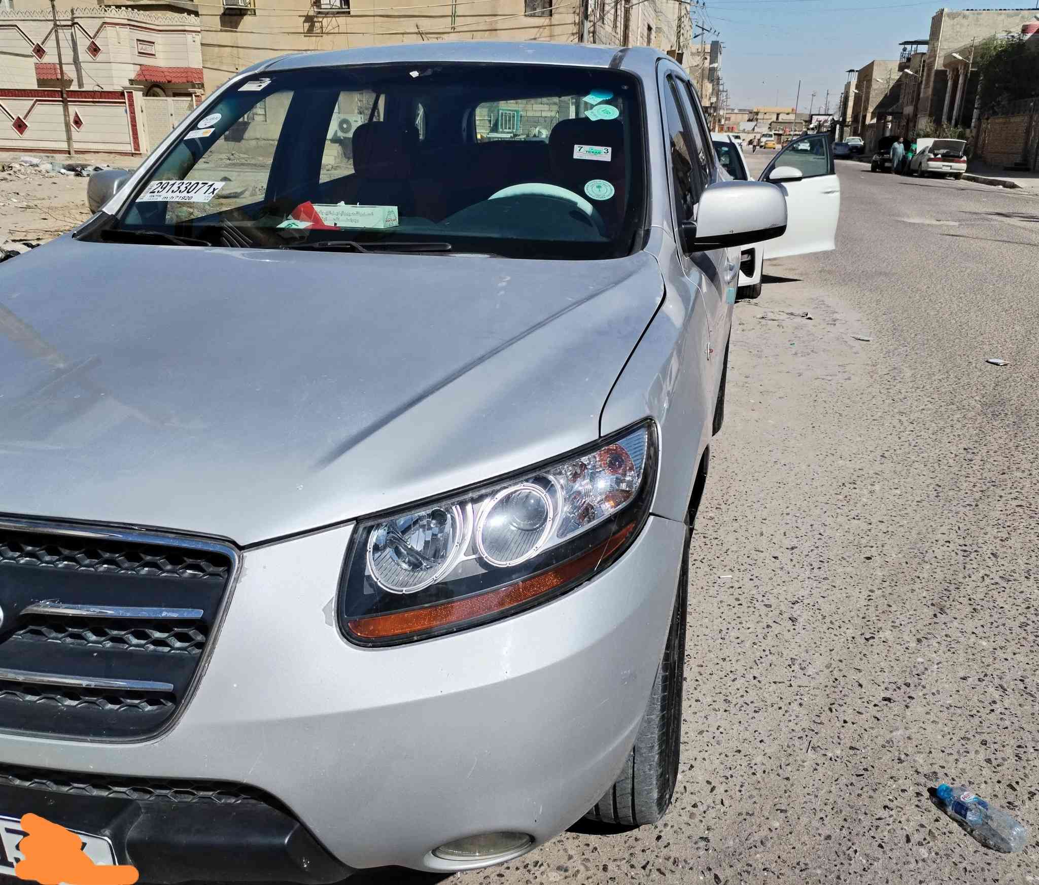 سيارة أدوات سنتافي أدوات موديل 10 كصته جنطة كاز متومة بها سنويه وحصة كاز مكان البصرة لون سلفري للبيع اومراوس اطارات جديدة محرك جديد حدادية طوبة كير نظيف جدآ تبرد ثلج دوشمة سياره جاهزة لمعرفة رفم النقال به واتساب ***********ة
