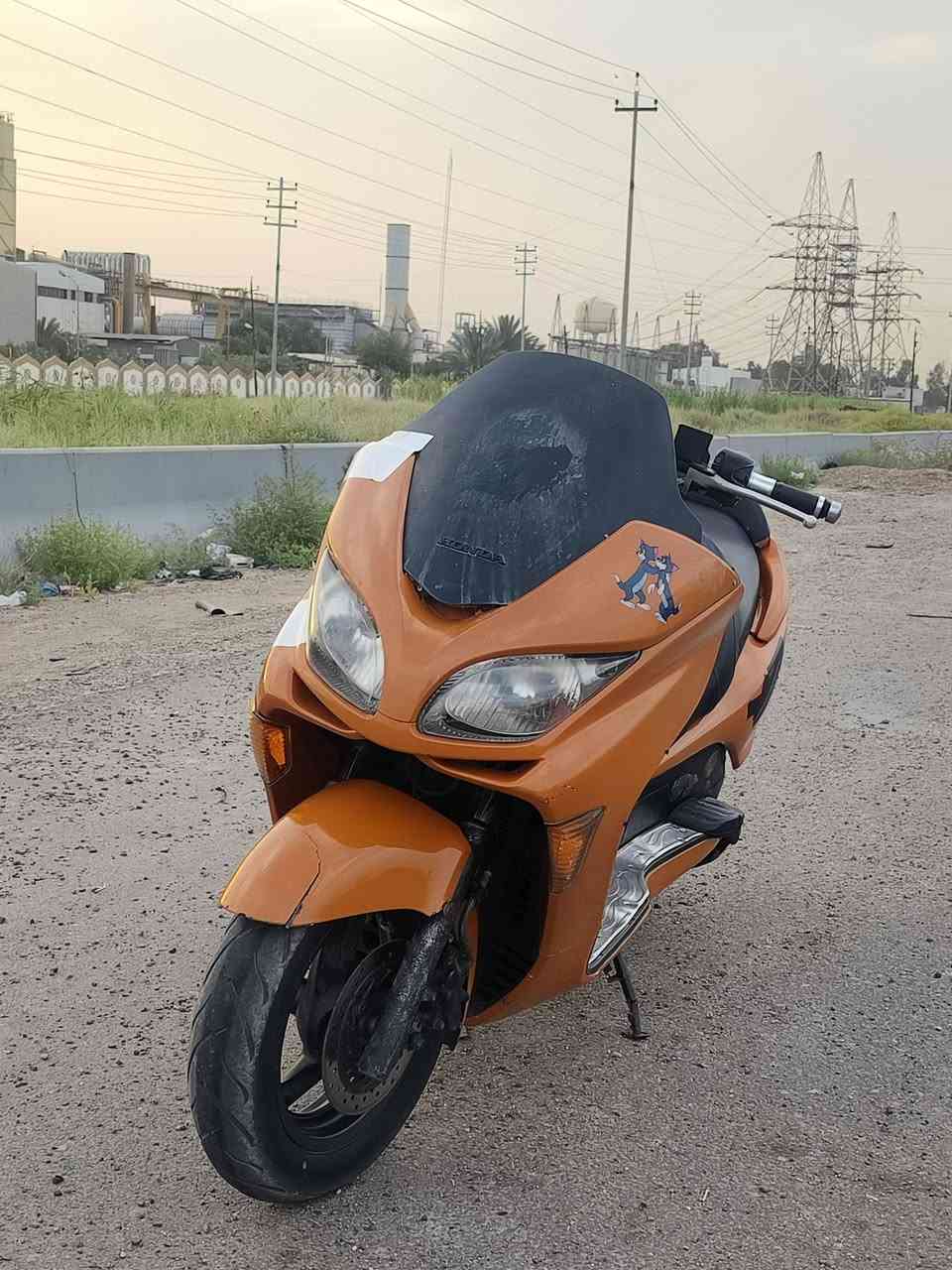 السلام عليكم فورزه ٠٨ للبيع الدراجه مكفوله محرك بلادي لا تنقيص ولا نضوح ولا تبخير بس كفراته يرادلهن تكعيد عدل كعربائيات كلها شغاله نكره سلف بكل وقت الحماوه نص طبيعيه  السعر ٧٥٠ او بيها مجال عنوان تاجي //***********
