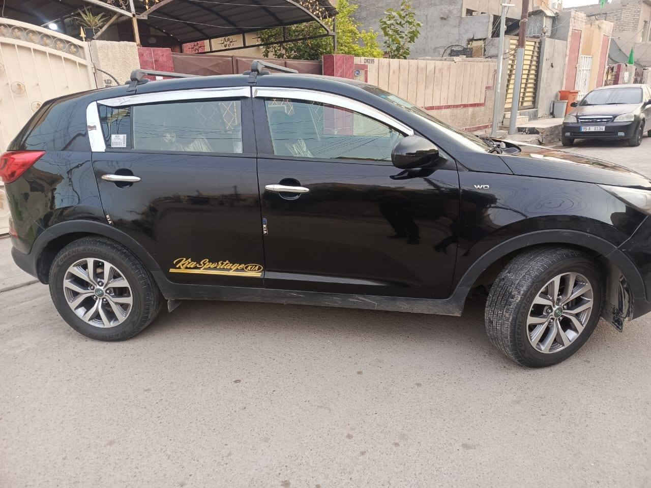 السلام عليكم
للبيع كيا سبورتج 2016 وارد امريكي GDI ماشيه 128 الف السياره كلين ليبل واحد كير مكينه تبريد كهربائيات حداديه تخم تاير كلة جديد بأسمي تحويل مباشر للإتصال ***********
