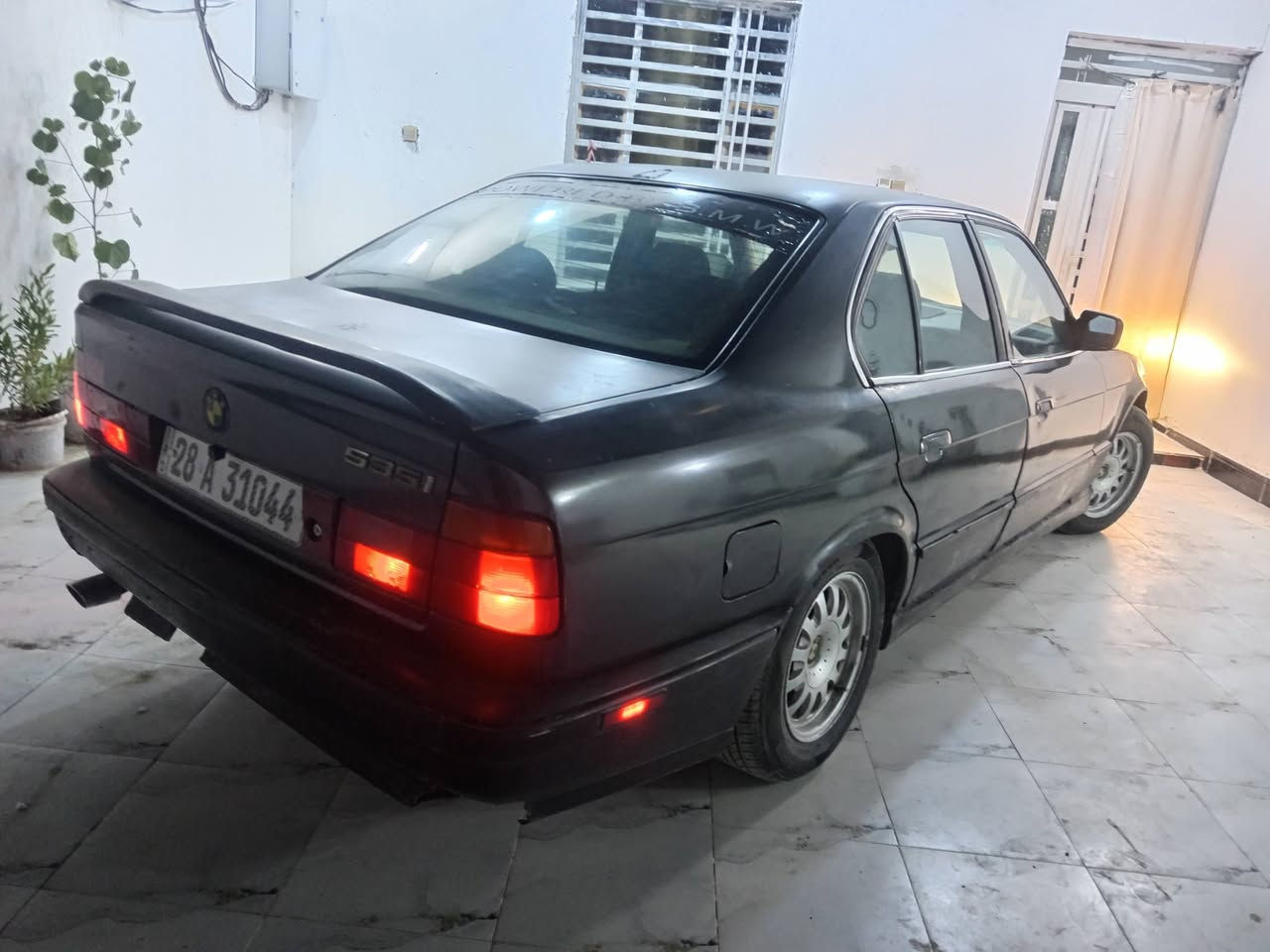 يالله جاهزه عله اخر حبايه. ٥٢٥ 
رقم دولي سنويه ل٣٠ بسمنه
تبريد ثلج قطعتين
بيه كتاب كفاله عامه ضربه وعيب شرعي
مصبوغه جماليه فقط
السعر ٣٨ جوه السوك
ناصريه غراف ***********
