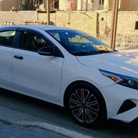 سيراتو • أبيض • حالة ممتازة