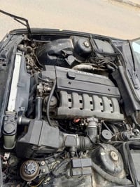 بي ام موديل 91 سياره تحفه فنيه مستعجل عالبيع او مراوس مع تكسي 525 بلاد...