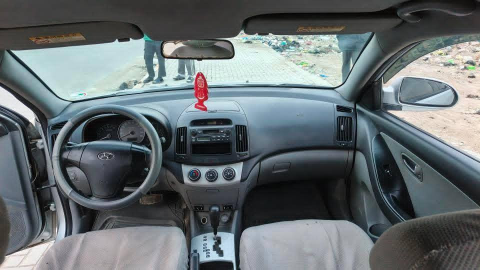 السلام عليكم 
سياره ادوات ادوات ادوات 
الانترا 2010 كصه بـ جنطه سياره كامله مكمله كلشي بيهه شغال متواجد في محافظه الديوانية السعر 45 قابل للتفاوض للاستفسار اكثر ***********
