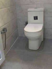 تاسيس صحيات • مقعد غربي • كيزر