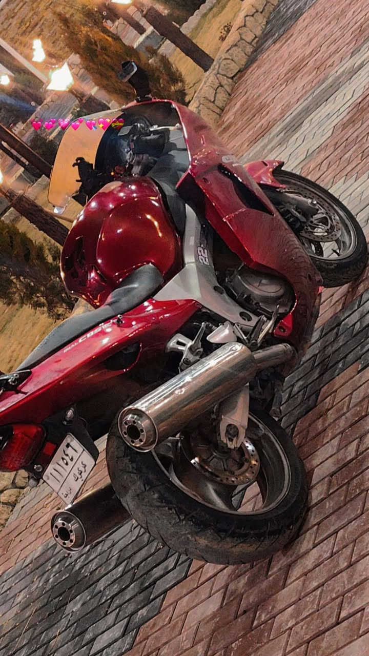 CBR1100XX
2002
سنويه رقم صلاحيه 2029
تاير جلاتين جديد
دهن ماء راديتر جديد
دسكات جديد+ دسك إضافي يجي وياها
محرك كبس شرط 
لا صوت لا بخار 
ماشي 62 الف
(دراجة بدون مصرف)
***********رقم
سعر دراجة 35قفل
