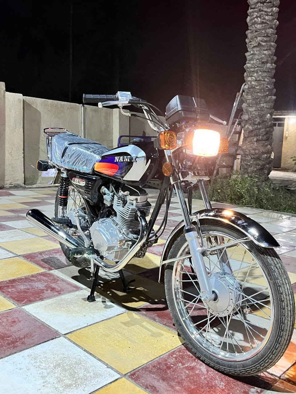 السلآم عليكم من رخصة الادمن
دراجة للبيع فقط

 النوع /   نـامـه {{طبق شلامچه}}

الموديل /2027
*دراجه طالعه بيوم 1/31

وكيلهَ /السلامي بالحله

*دراجه بعدهي على السحگ
اول تبديلة دهن

*أوراق سكنر

*كفاله عامه من التاير للتاير

المكان /بابل، الحله، ابو غرق الاوسط قرب العلويه شريفه(ع)

السعر /900 وبيهه مجال ((حگ الجيه))

الرقم / ***********

اعذروني على الإطالـه
