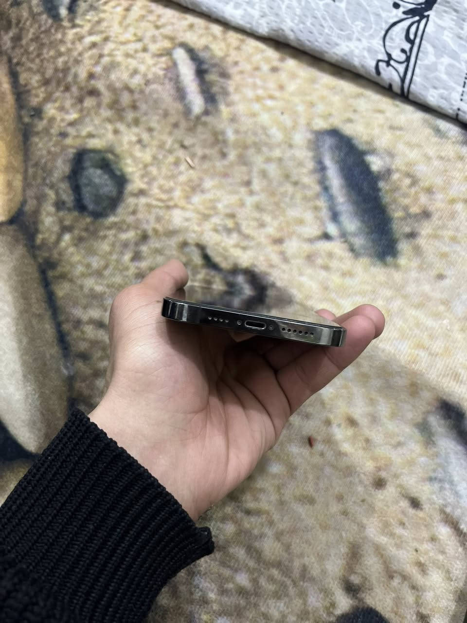 السلام عليكم ،آيفون 13برو ماكس للبيع ذاكره 512نموذج mبطاريه 91 السعر 650 وتجي تشوف نظافته بيدك وتفحصه بيدك العنوان شهداء العبيدي الرقم للتواصل *********** ،
