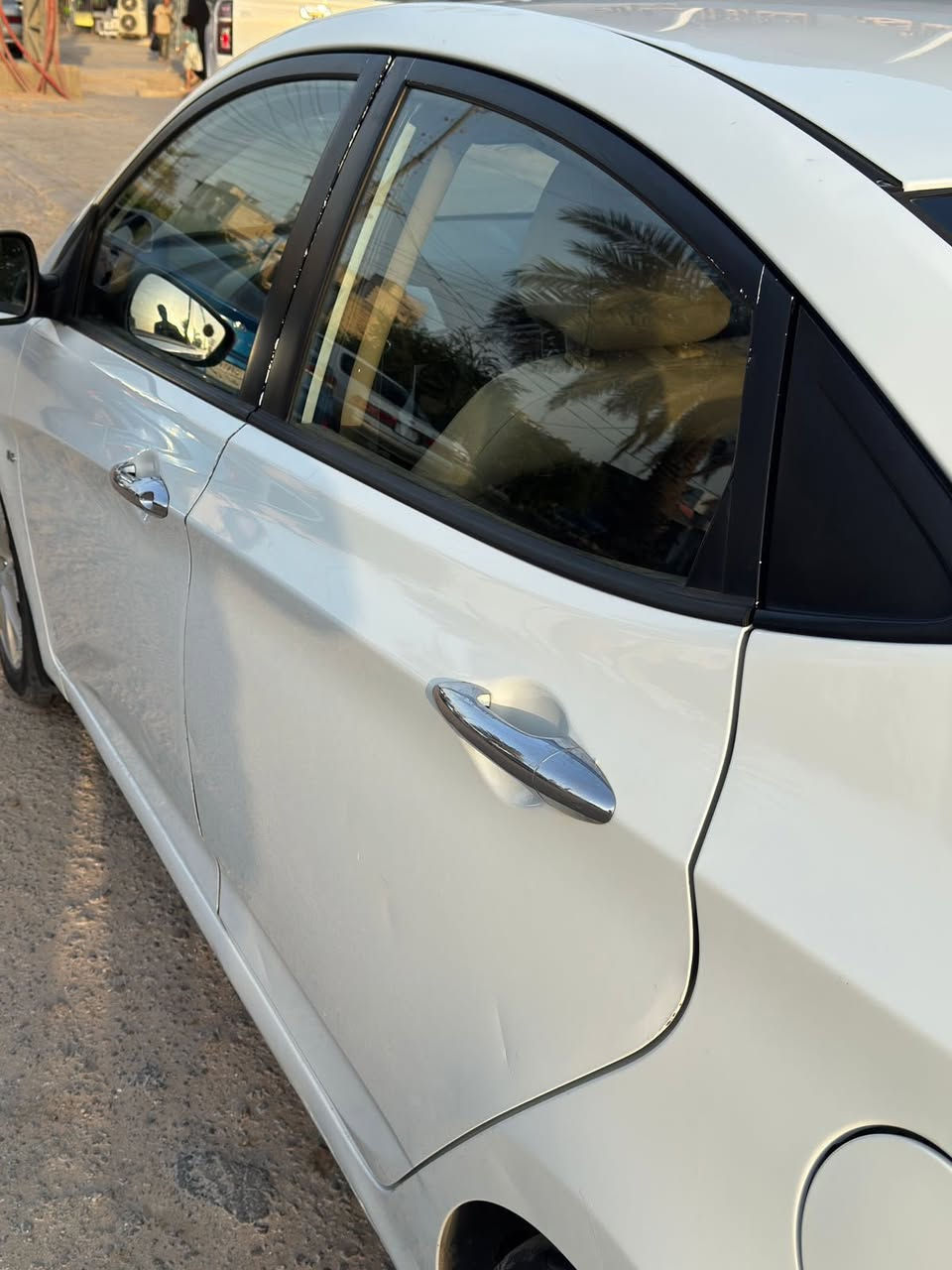 للبيع فقط اكسنت 2012 خليجيه مكفوله
السعر 90 وبيها مجال
للاستفسار فقط على هذ الارقام 
***********
 *********** واتساب
